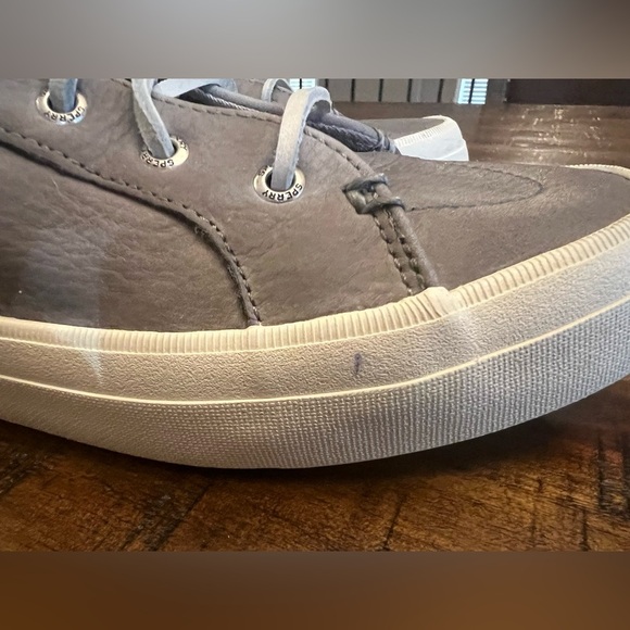 Sperry Crest Vibe Washable Leather Sneaker - Size 9 - Picture 6 of 7
